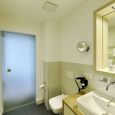 Otel Cjd Godesberg 2*
