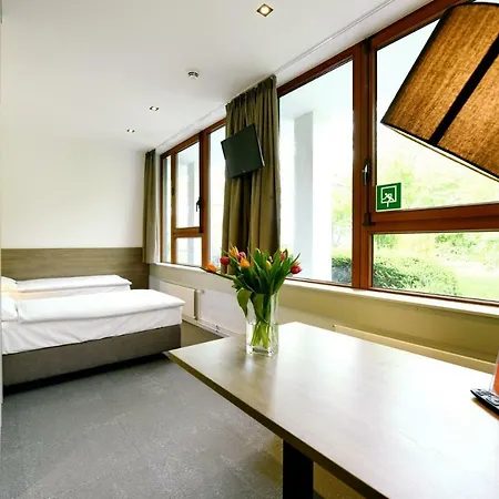 Cjd Godesberg Otel 2*