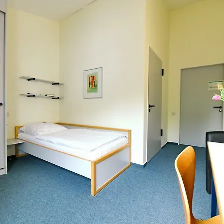 Cjd Godesberg 2* Bonn
